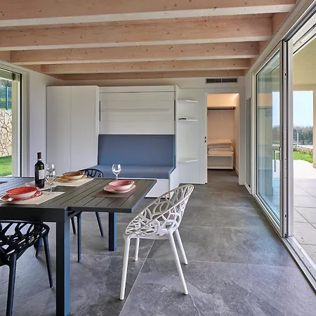 Sunny Апартаменты