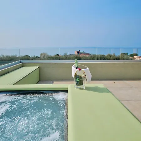 Апартаменты Sunny