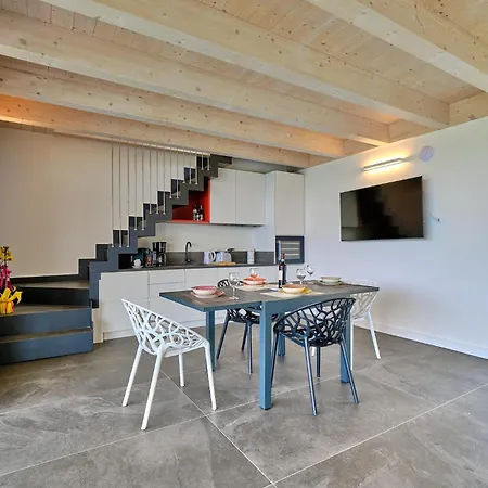 Апартаменты Sunny Бардолино